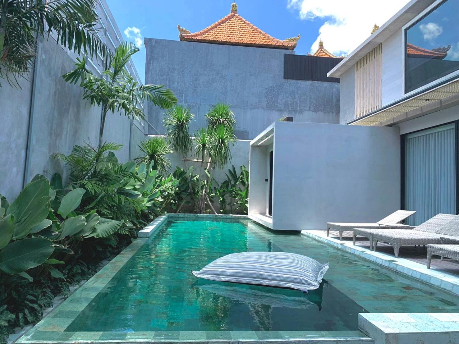 Inspira Seminyak Βίλα Εξωτερικό φωτογραφία